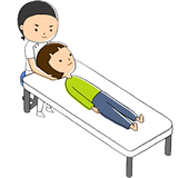 頸椎を矯正する院長